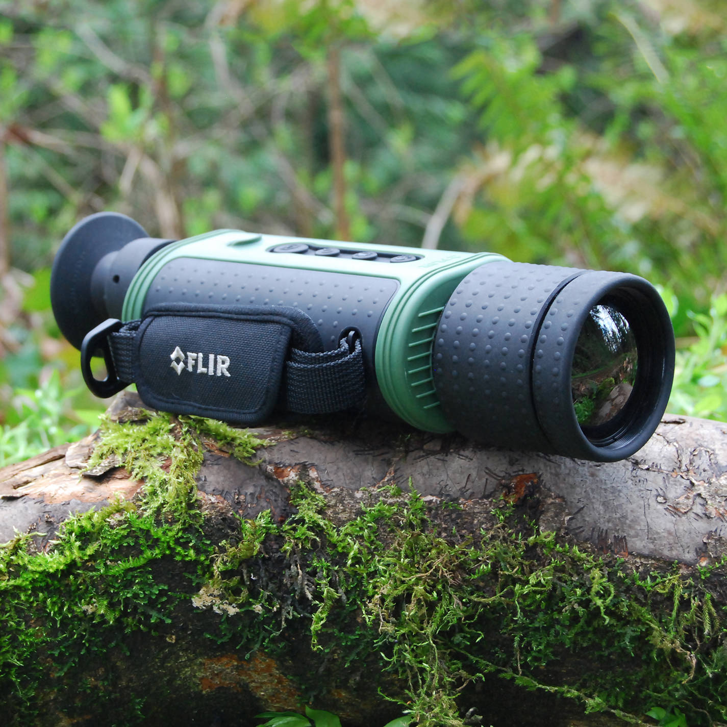 FLIR Scout TS32R Thermal Monocular Outdoors Night Vision Devices